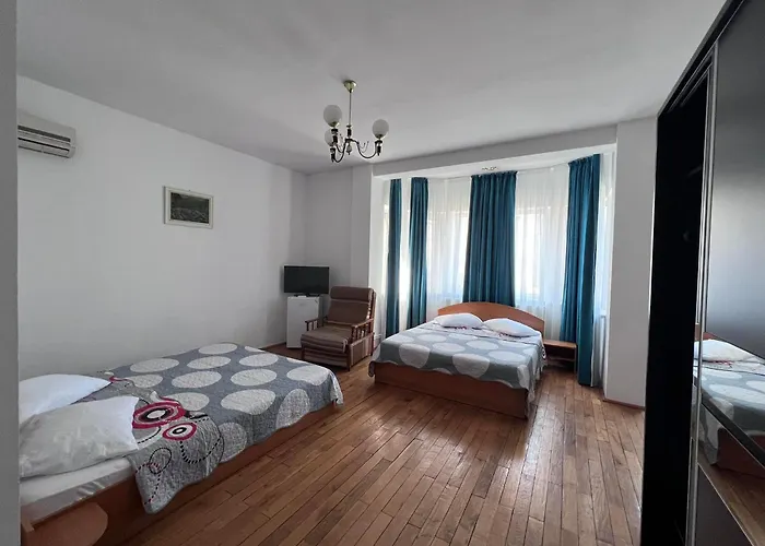 בית אירוח Amy Asterias *