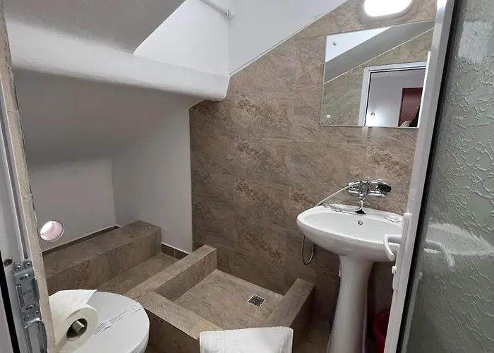 בית אירוח Amy Asterias *